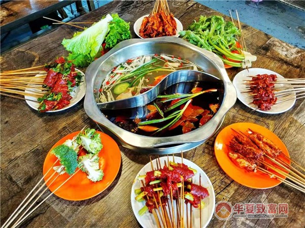 幸福串串香加盟